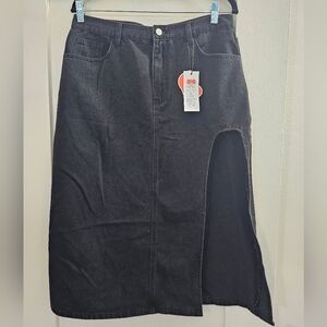 Cider Black Denim Midi Skirt with High Side Slit